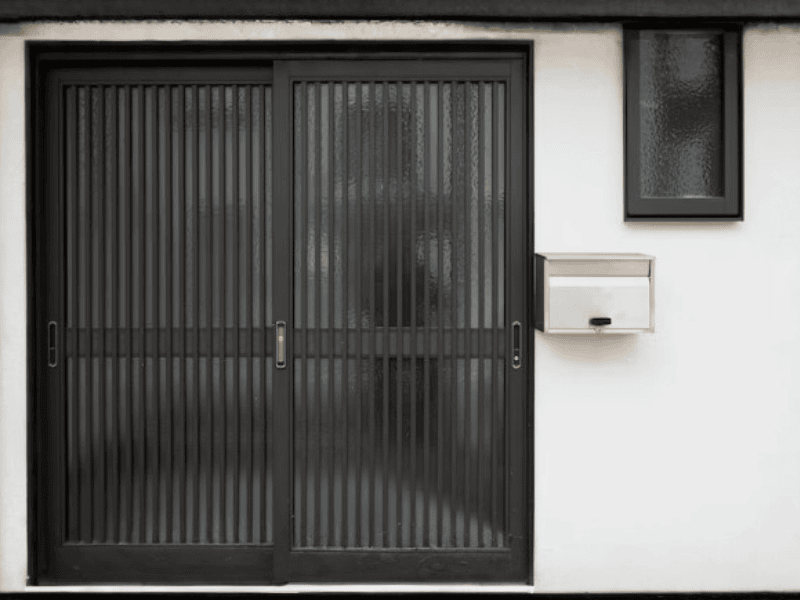 Manutenção de Portas de Ferro